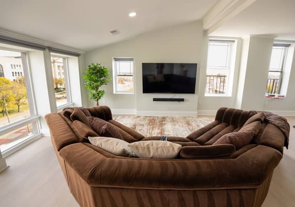 Charmcity Residences- Unit 4
